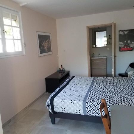 Les Lauriers Bed & Breakfast Espondeilhan Eksteriør bilde